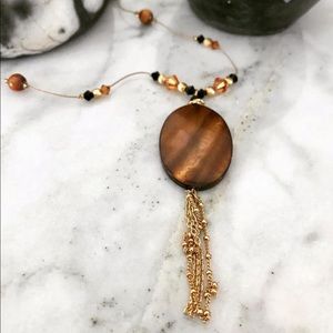 🎉FREE with purchase of 2 items🎉 Beads and tassel necklace